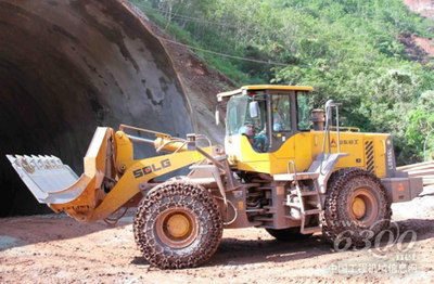 临工差异化产品 矿山施工设备的更多选择